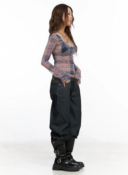 Checkered V-Neck Long Sleeve Top CF512