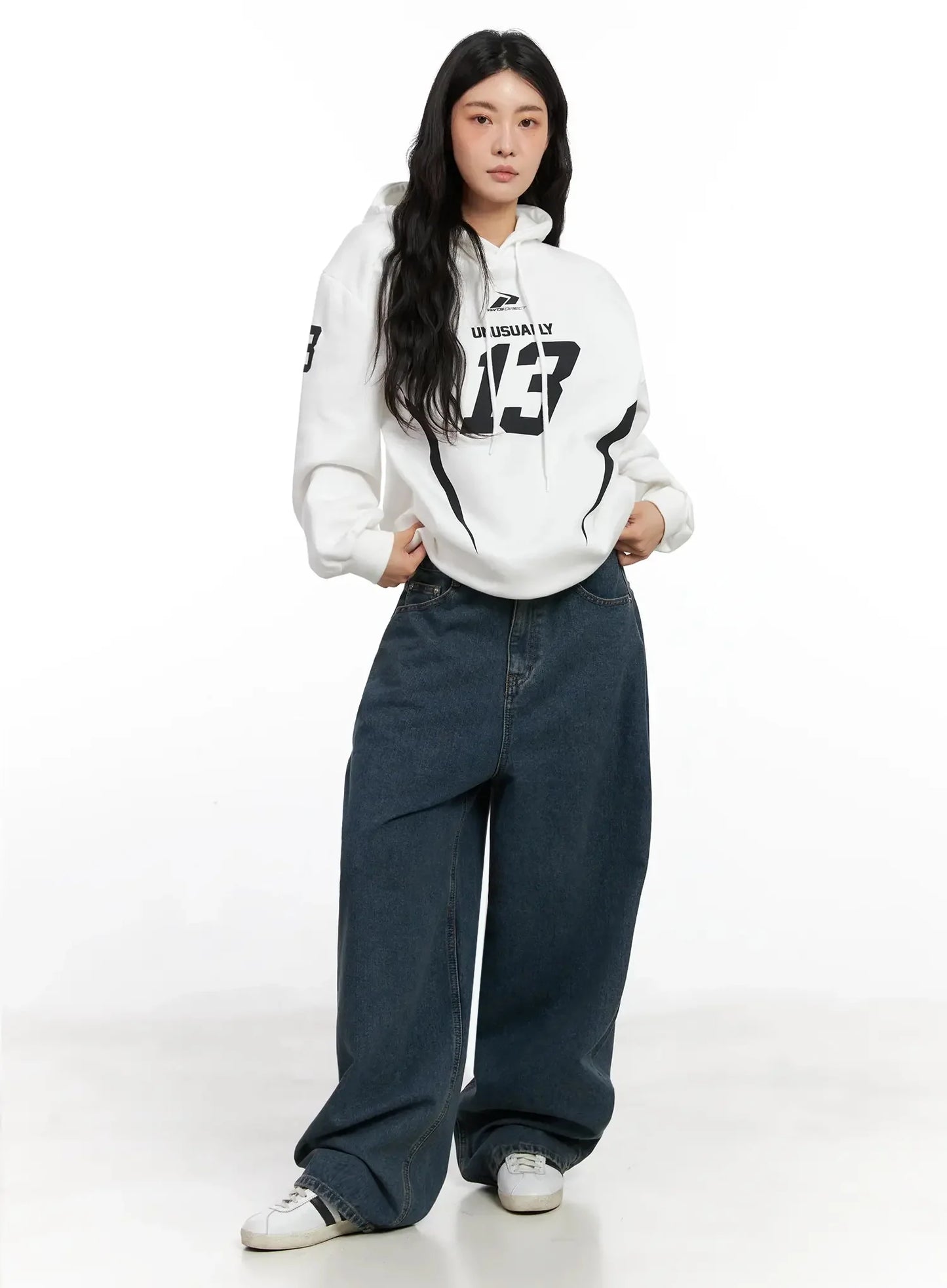Aleena Mid-Wash Baggy Jeans IN528