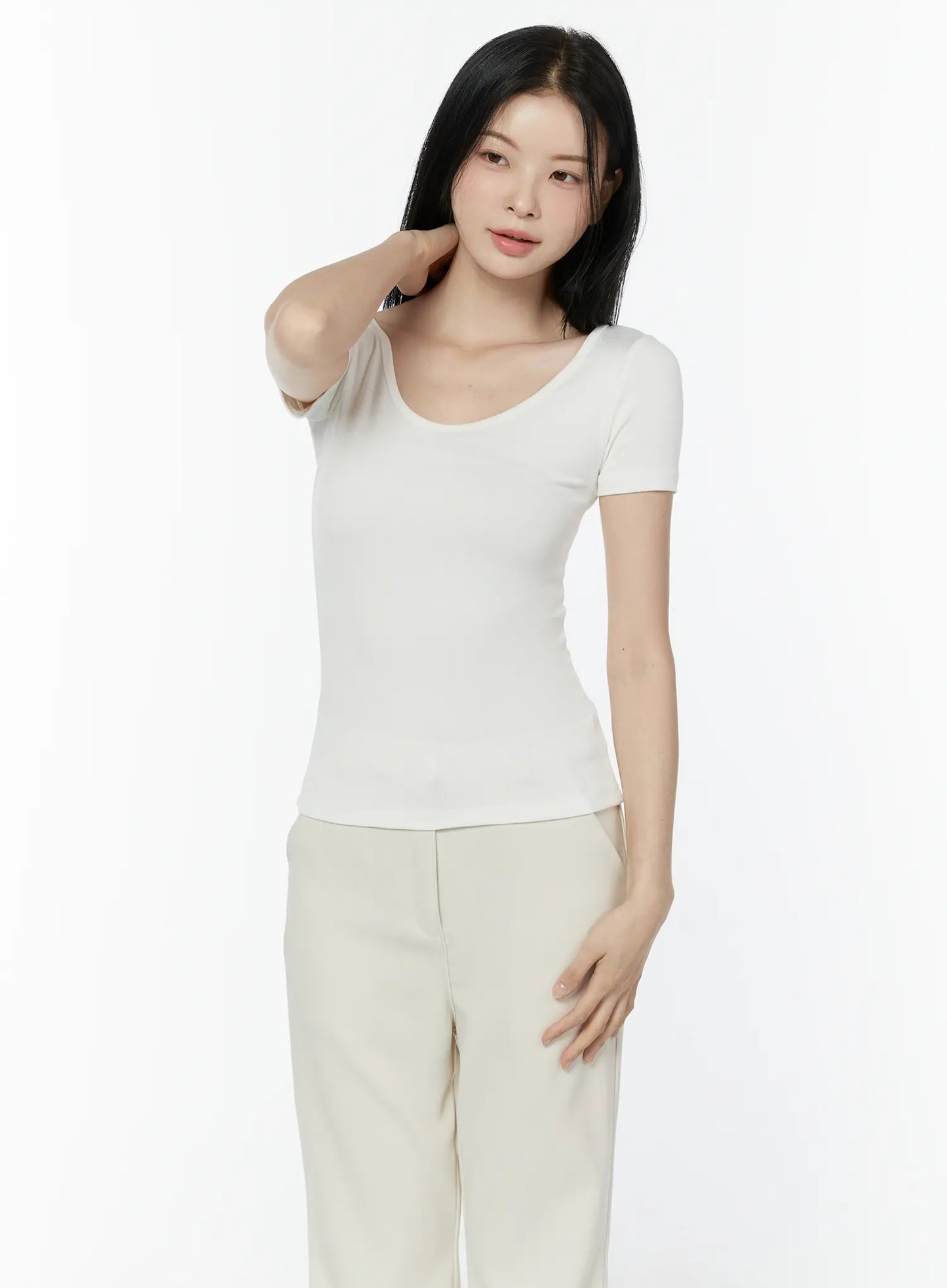 Basic Slim Fit Round Neck Tee IU503