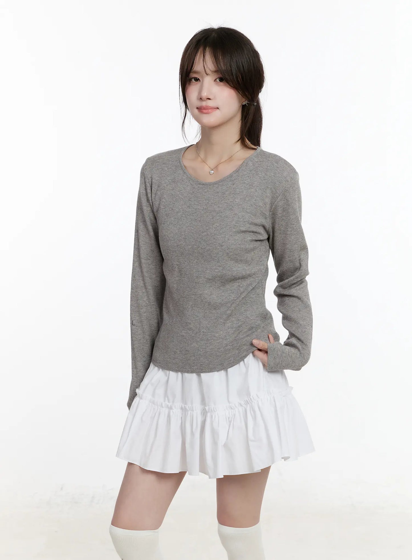 Basic Round Neck Long Sleeve Top CM505