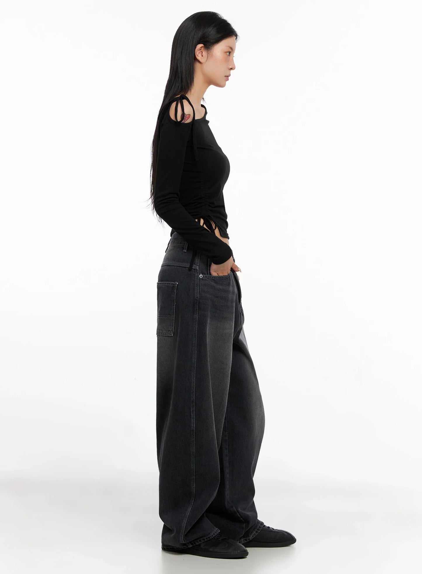 Asymmetric Off-Shoulder Long Sleeve Top IS515