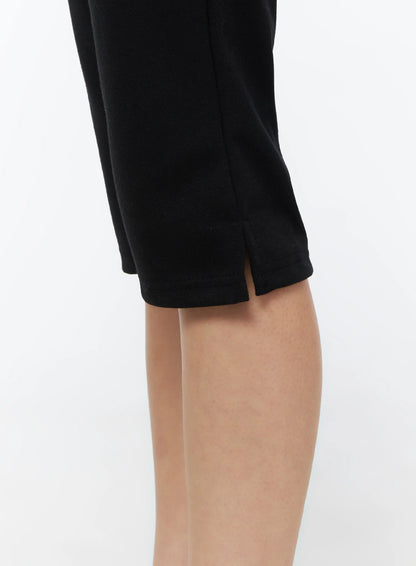 Capri Slit Pocket Pants IU516