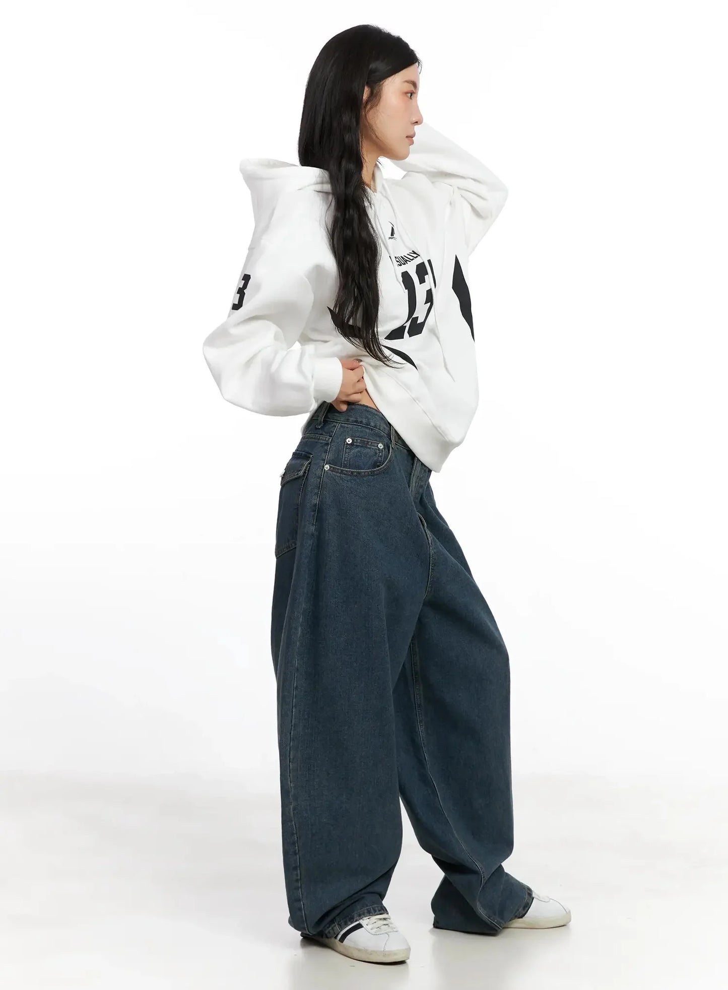 Aleena Mid-Wash Baggy Jeans IN528