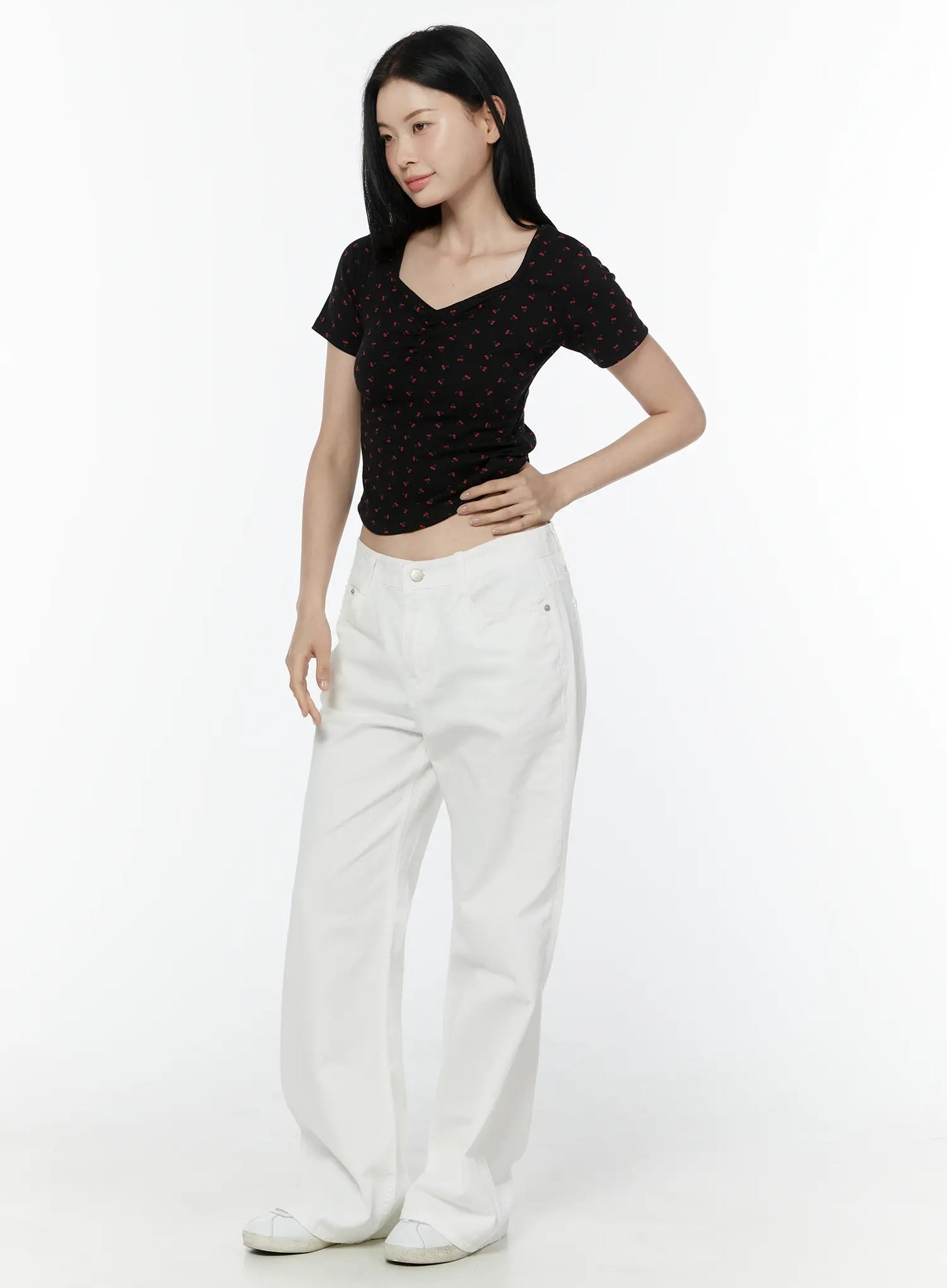 Cherry Print Sweetheart Neckline Tee IU505
