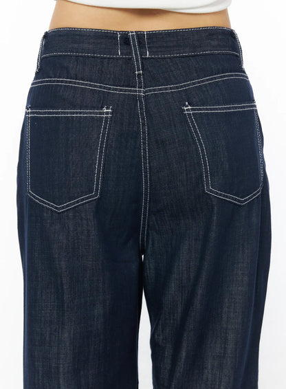 Aeri Non-Fade Relaxed Jeans CD805