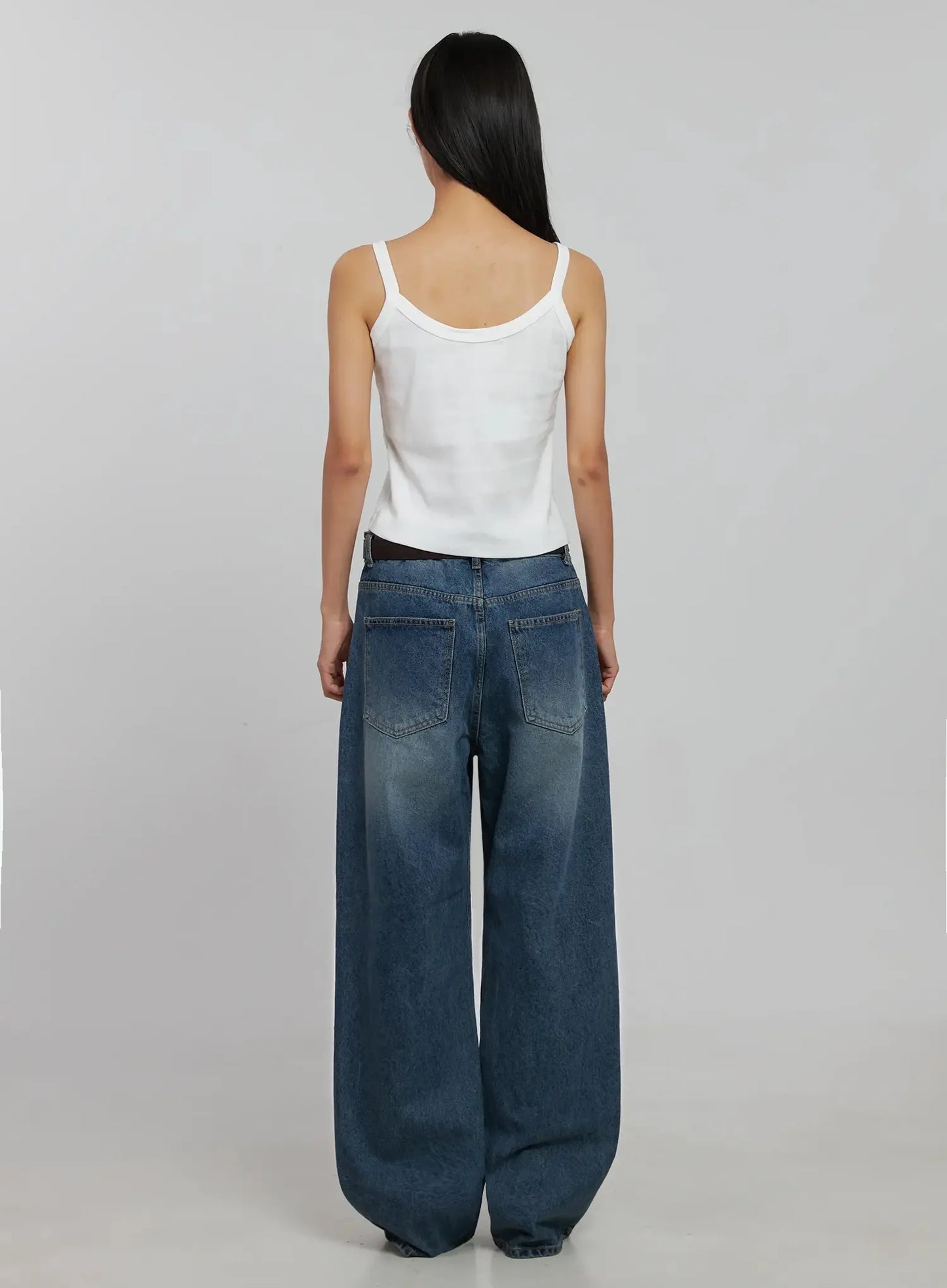 Akira Wide Leg Jeans IJ508