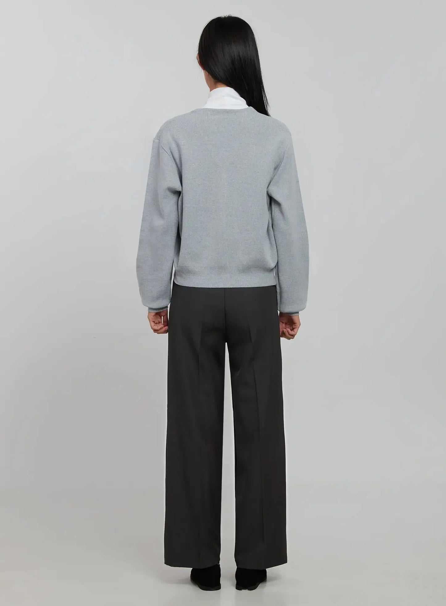 Classic V-Neck Cardigan IJ508