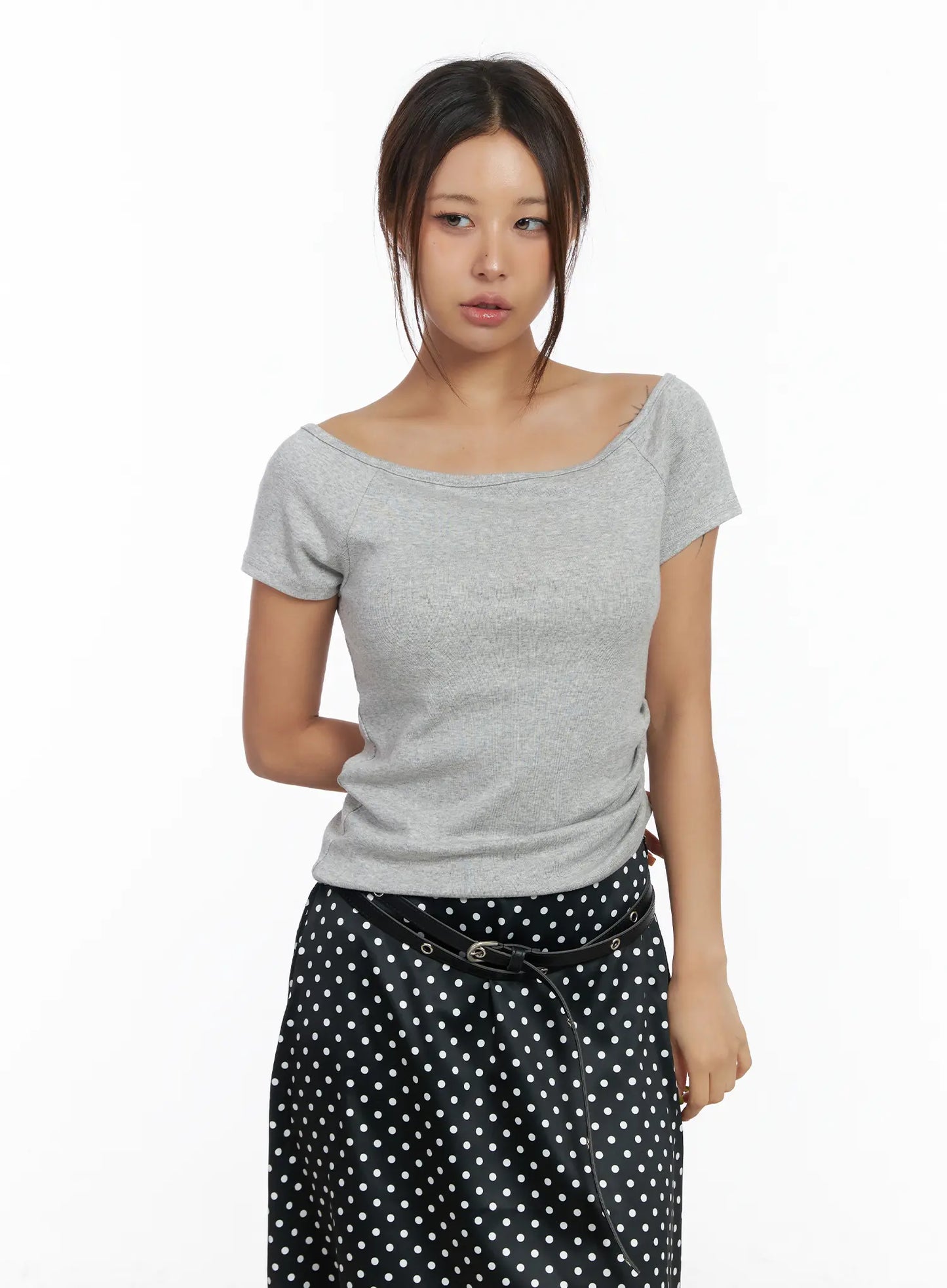 Casual Off-Shoulder Tee CM520