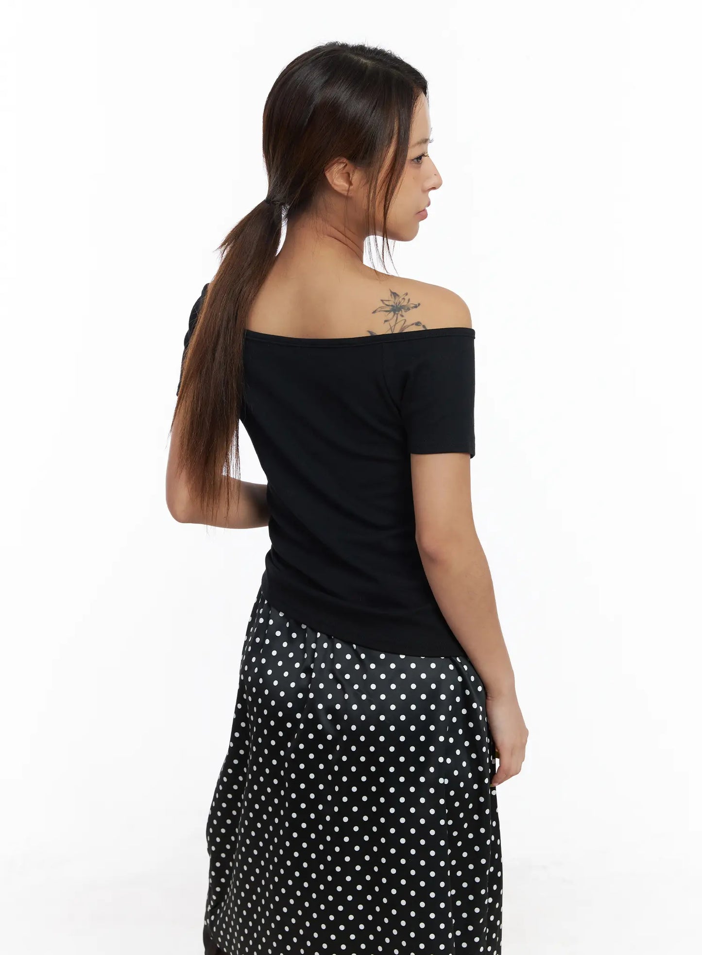 Casual Off-Shoulder Tee CM520