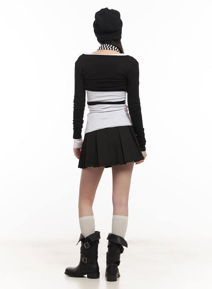 Buttoned V-Neck Long-Sleeve Top CM518