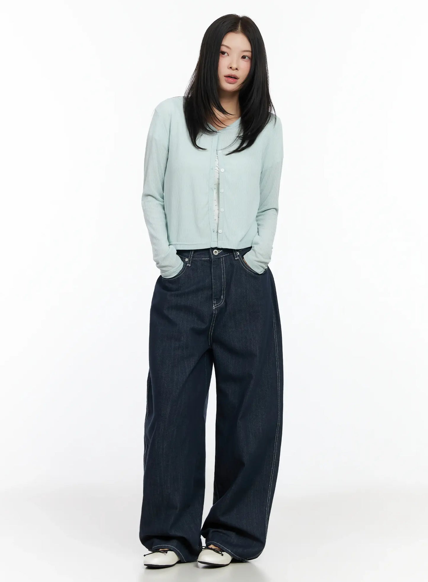 Alaya Semi-Balloon Denim Jeans IM524