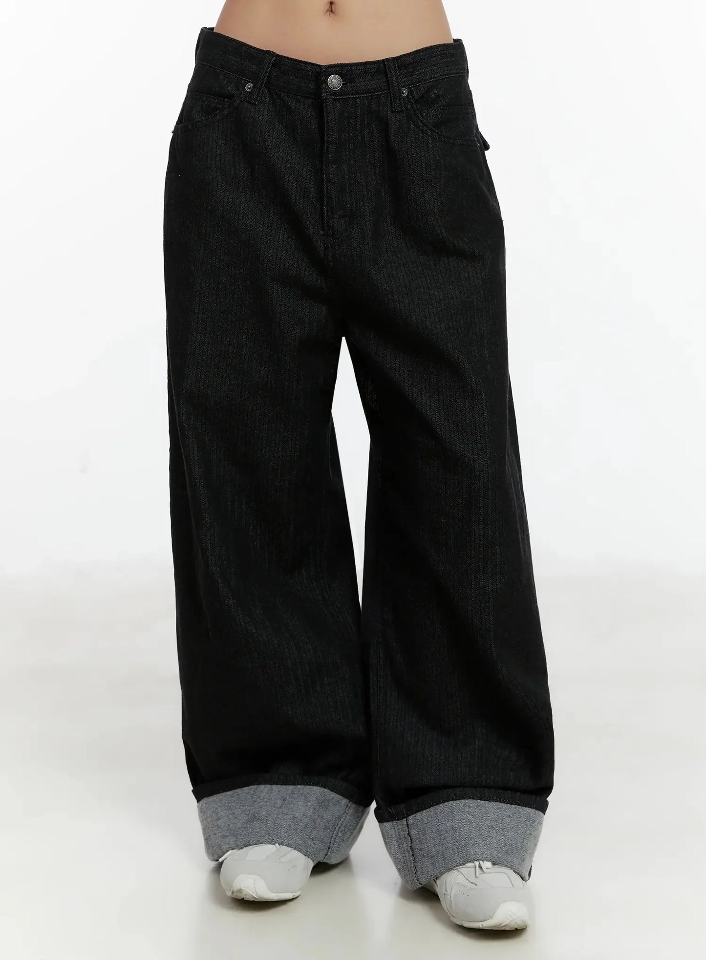 Amyra Baggy Striped Jeans ID525