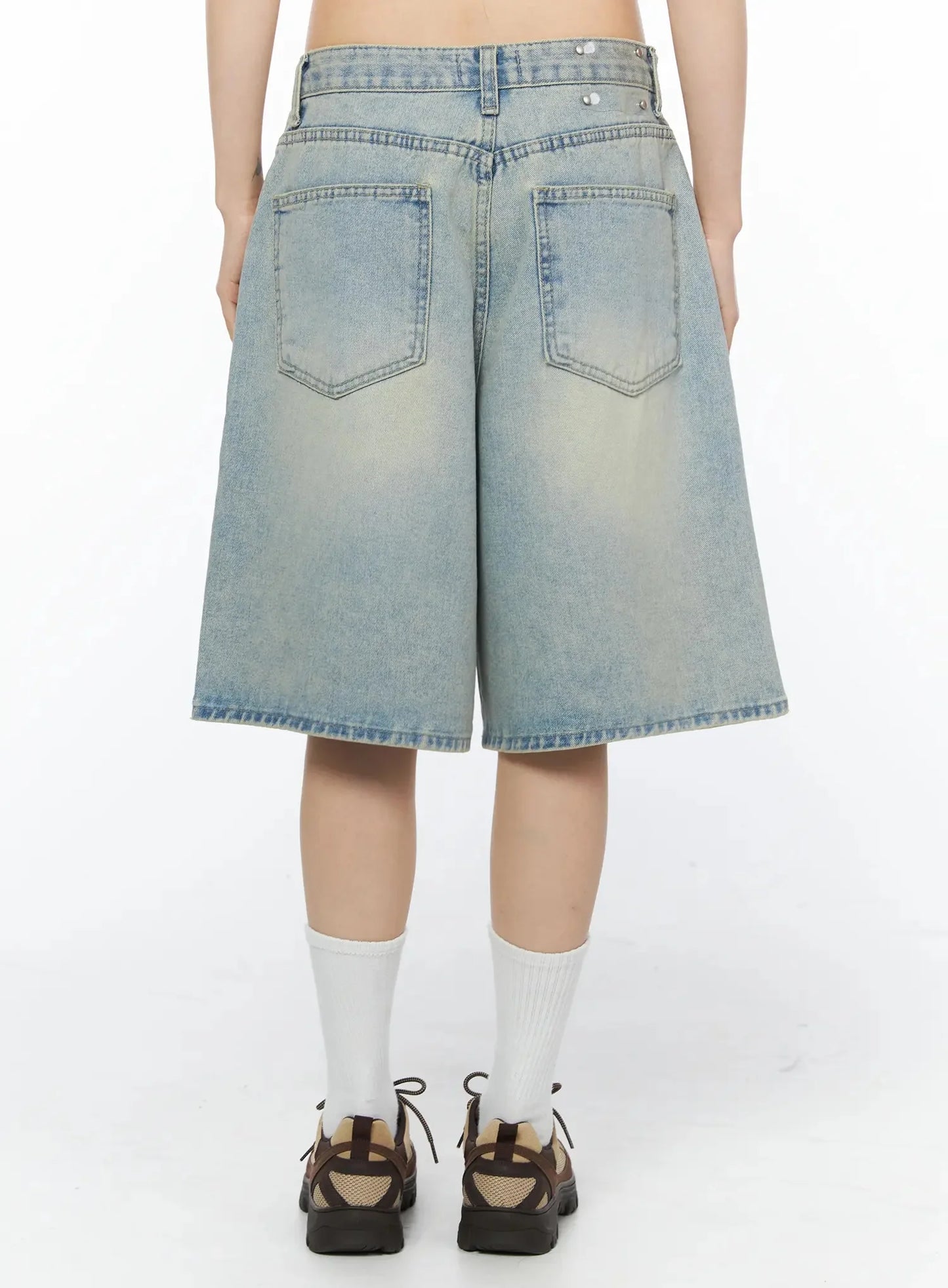 Ali Casual Washed Bermuda Shorts IY525