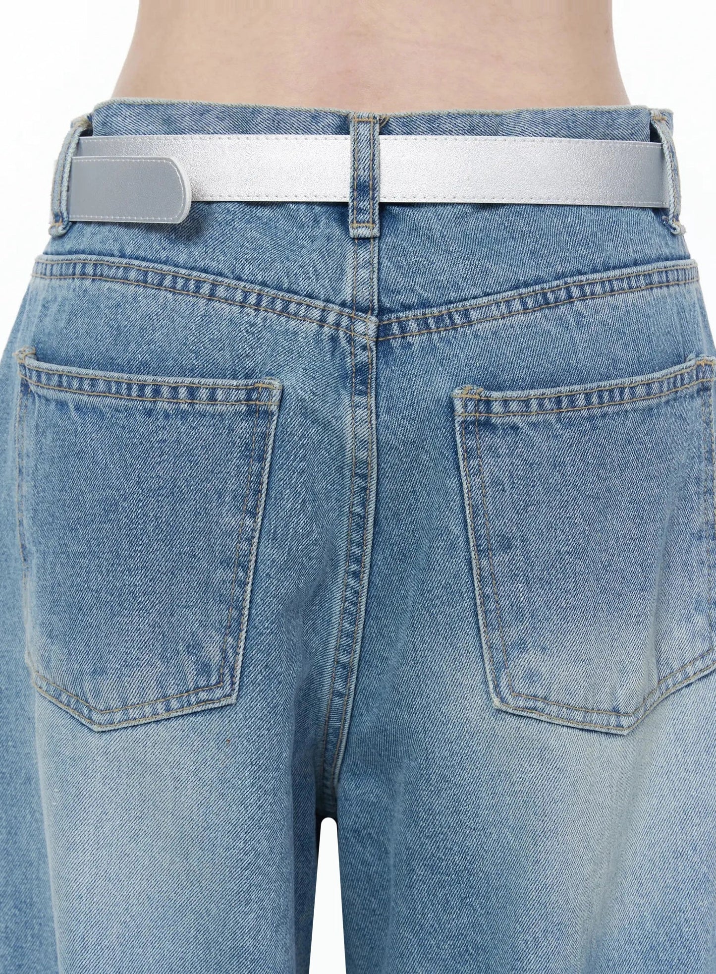 Ares Wide Leg Distressed Jeans IU512