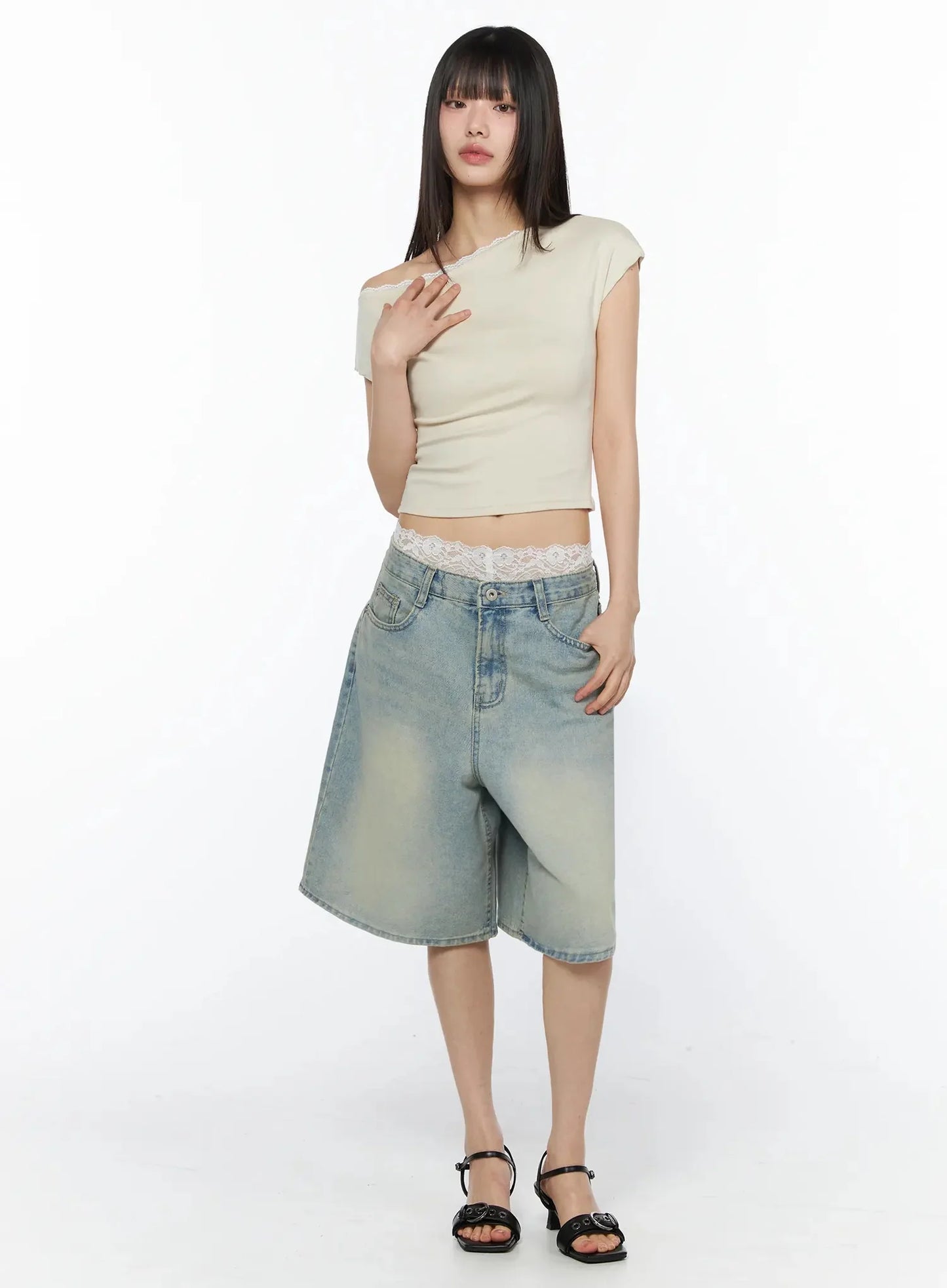 Ali Casual Washed Bermuda Shorts IY525