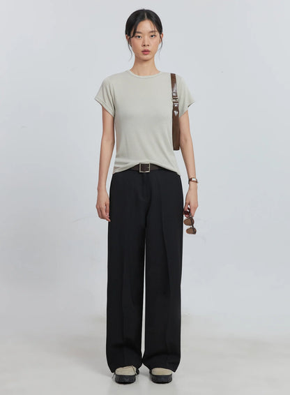 Classic Wide-Fit Slacks (Beige) IU512