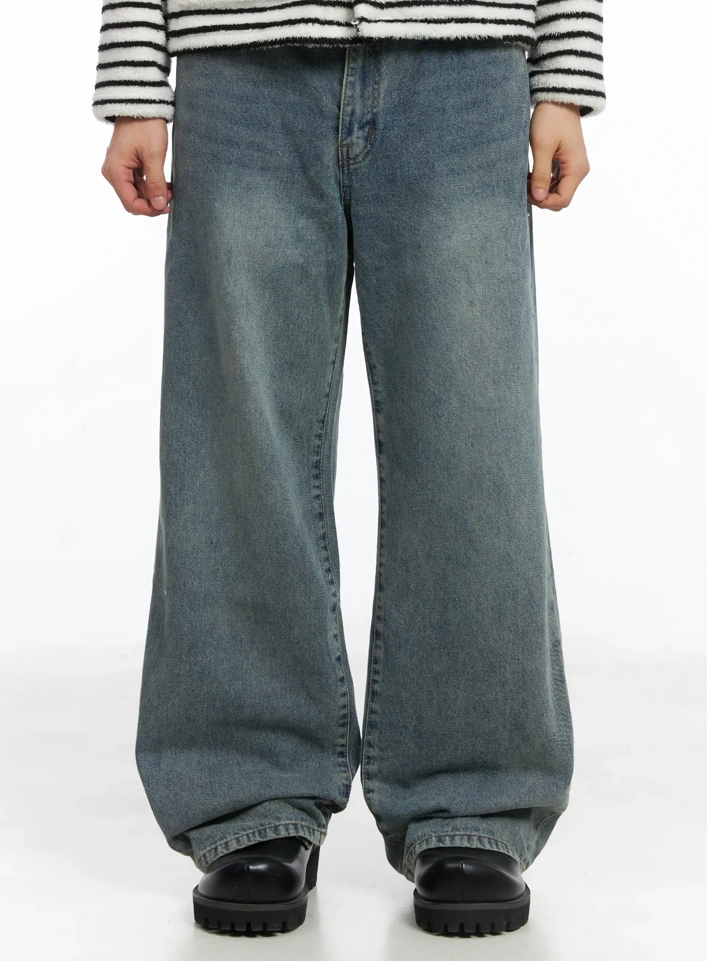Basic Loose Fit Jeans ID515