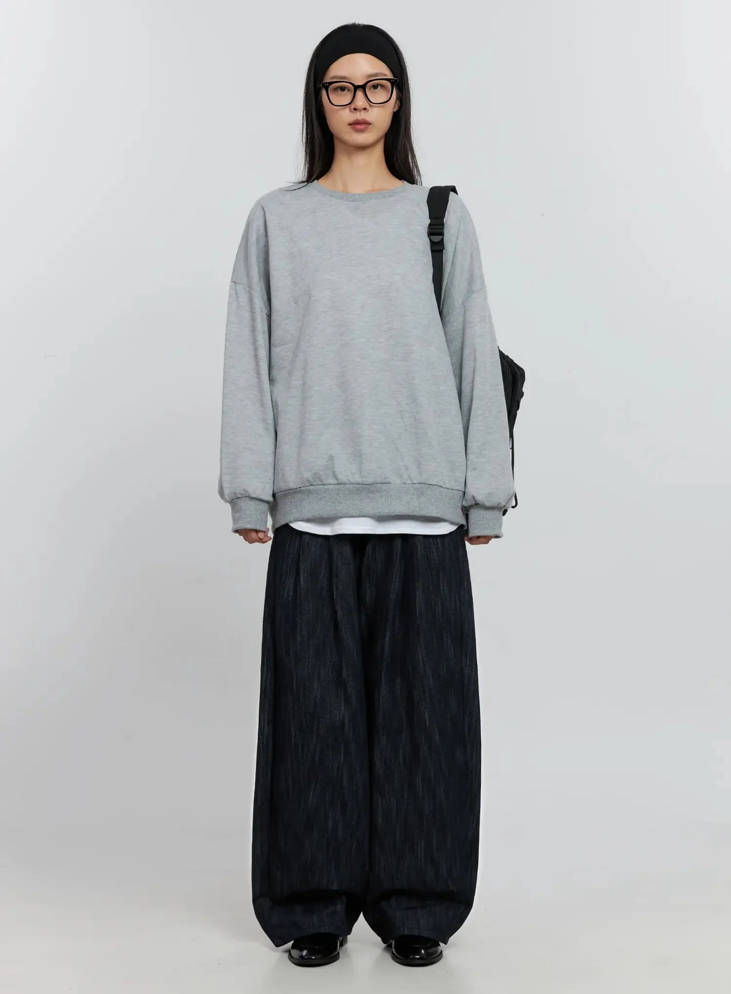 Classic Grey Crewneck Sweatshirt IS516