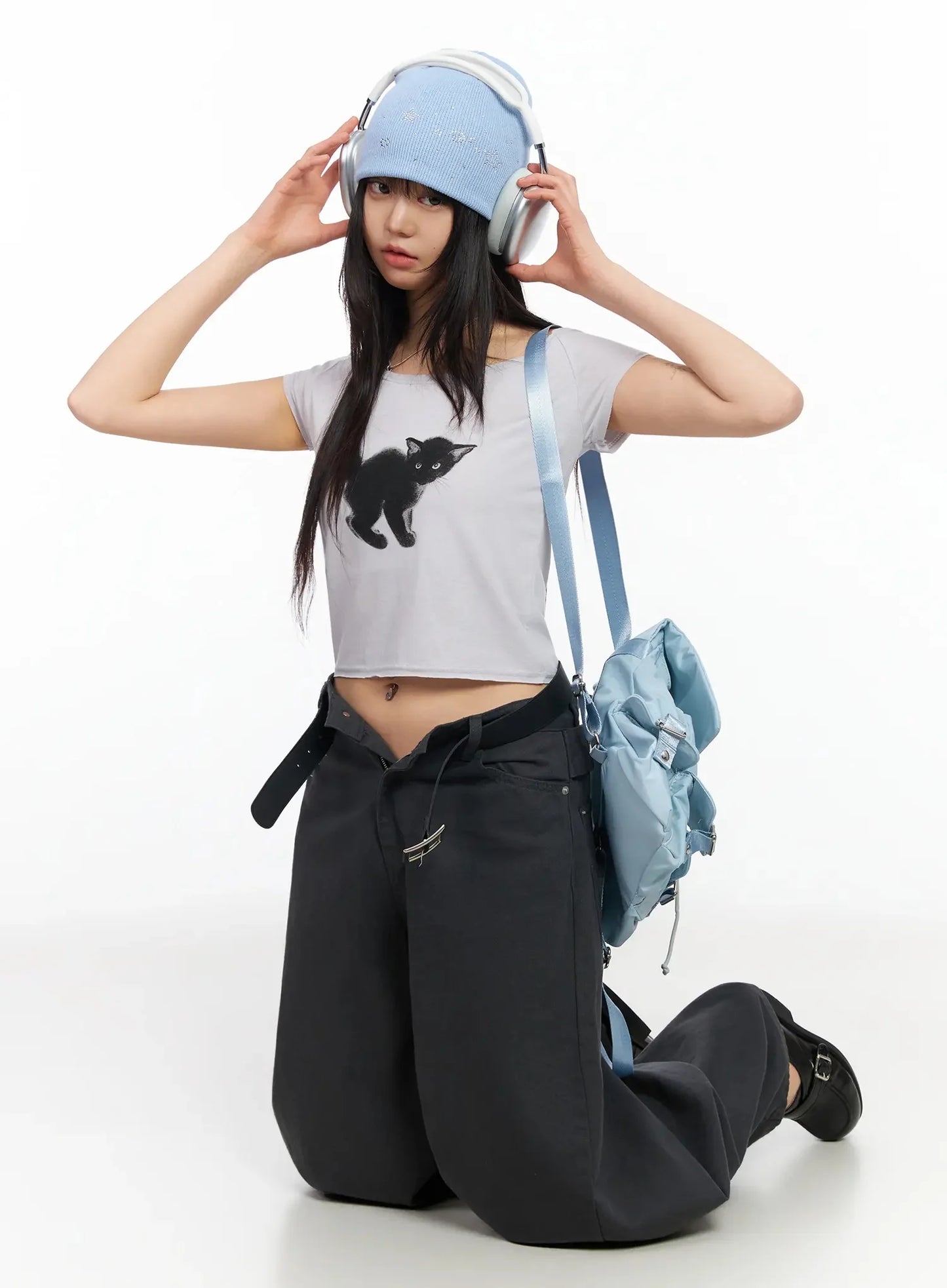 Cat Graphic Off-Shoulder Crop Top IA523