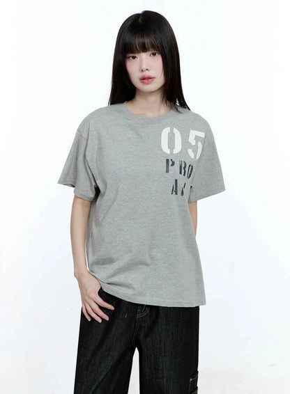 05 Graphic Print Short-Sleeve Tee IG508
