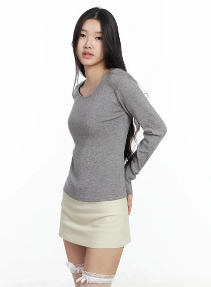 Classic U-Neck Wool-Blend Knit Top IM503