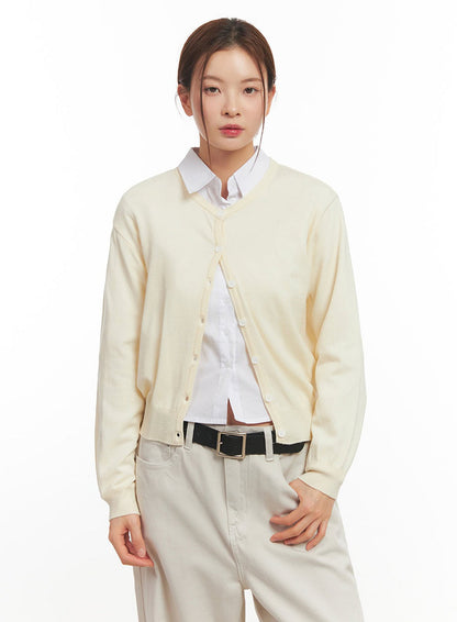 Classic Round Neck Cardigan IM513