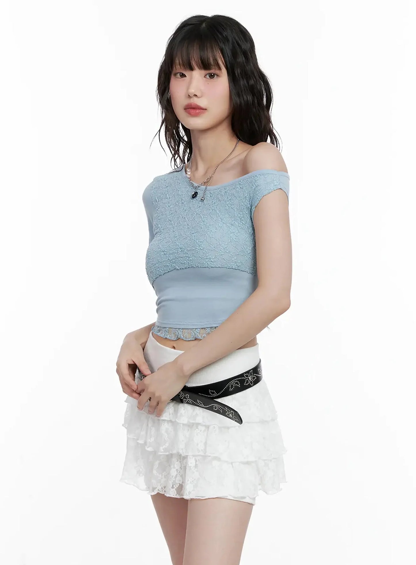 Asymmetric Off-Shoulder Lace-Trim Top IL531