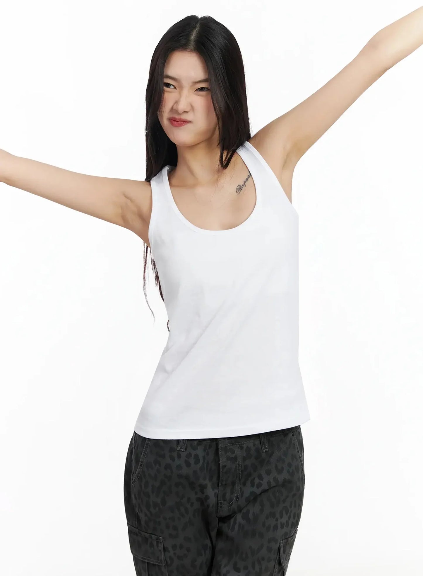 Casual Round Neck Tank Top IA508