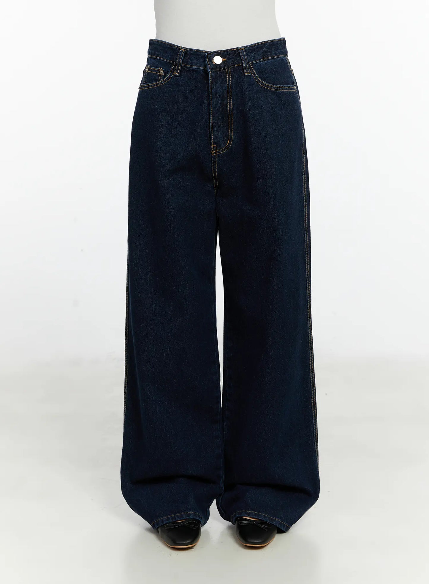 Amirah Classic Straight Leg Jeans F502
