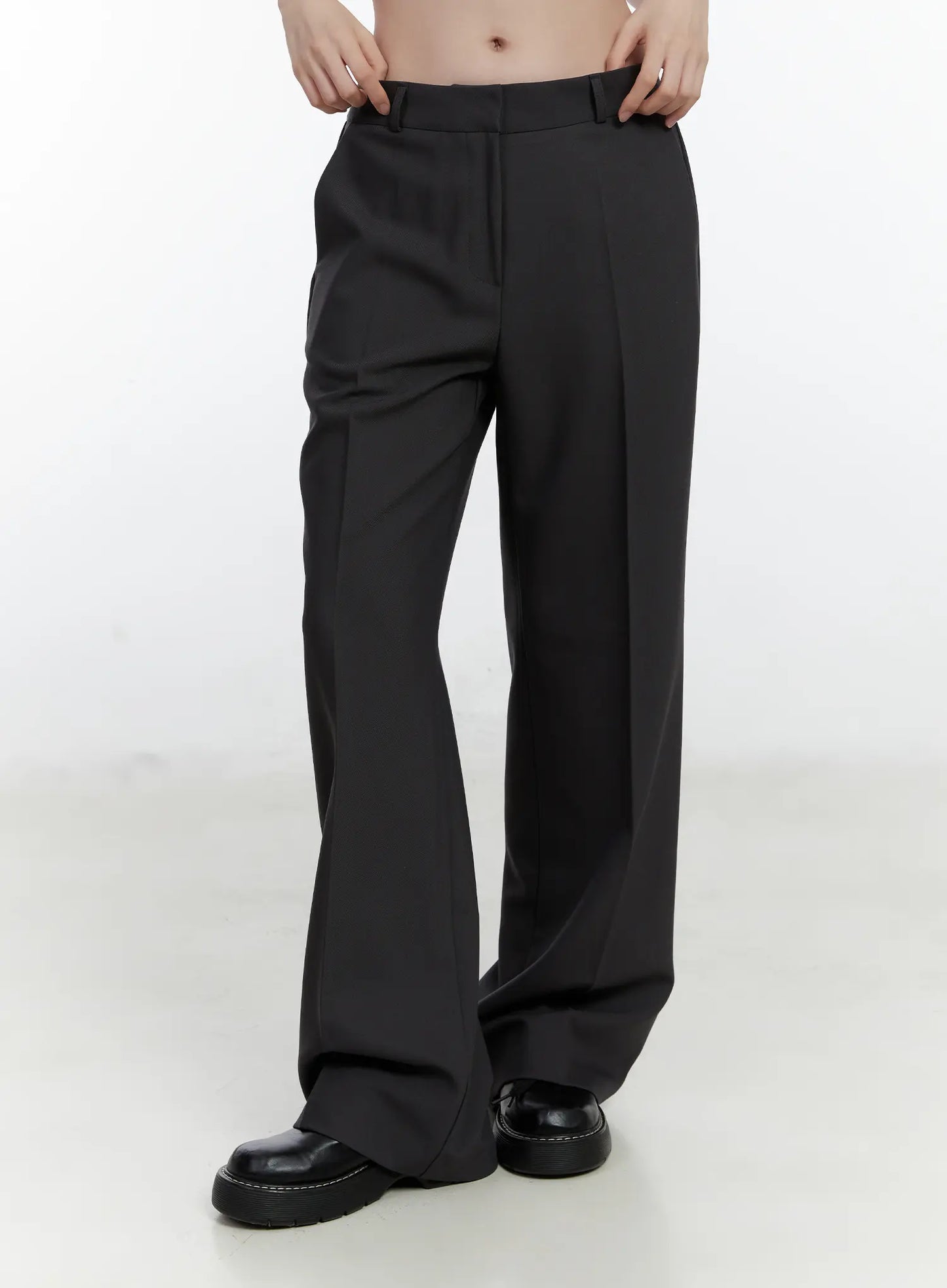 Classic Straight-Leg Trousers F502