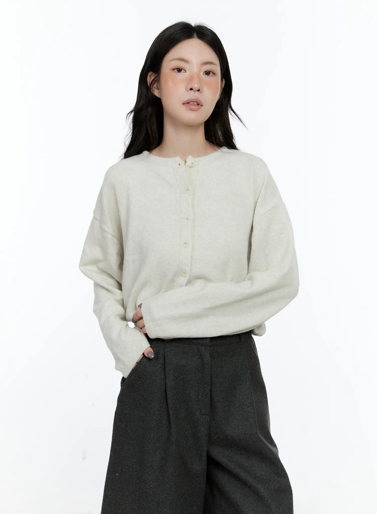 Classic Round Neck Cardigan CN517