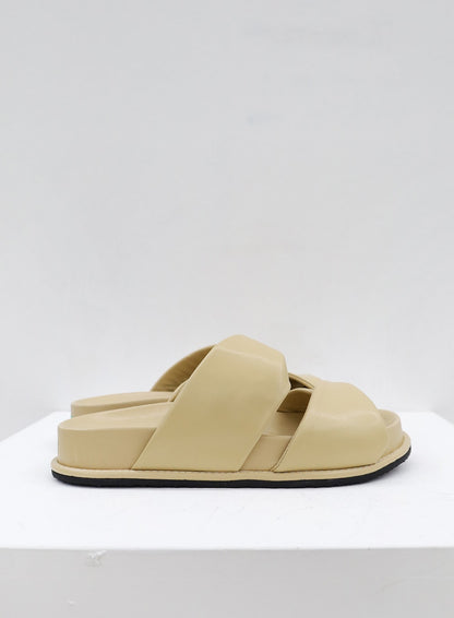 Bold Slippers OU28