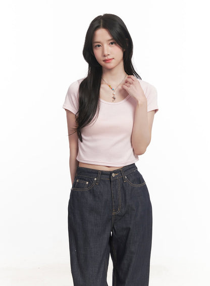 Basic Slim-Fit Crop Top CA510
