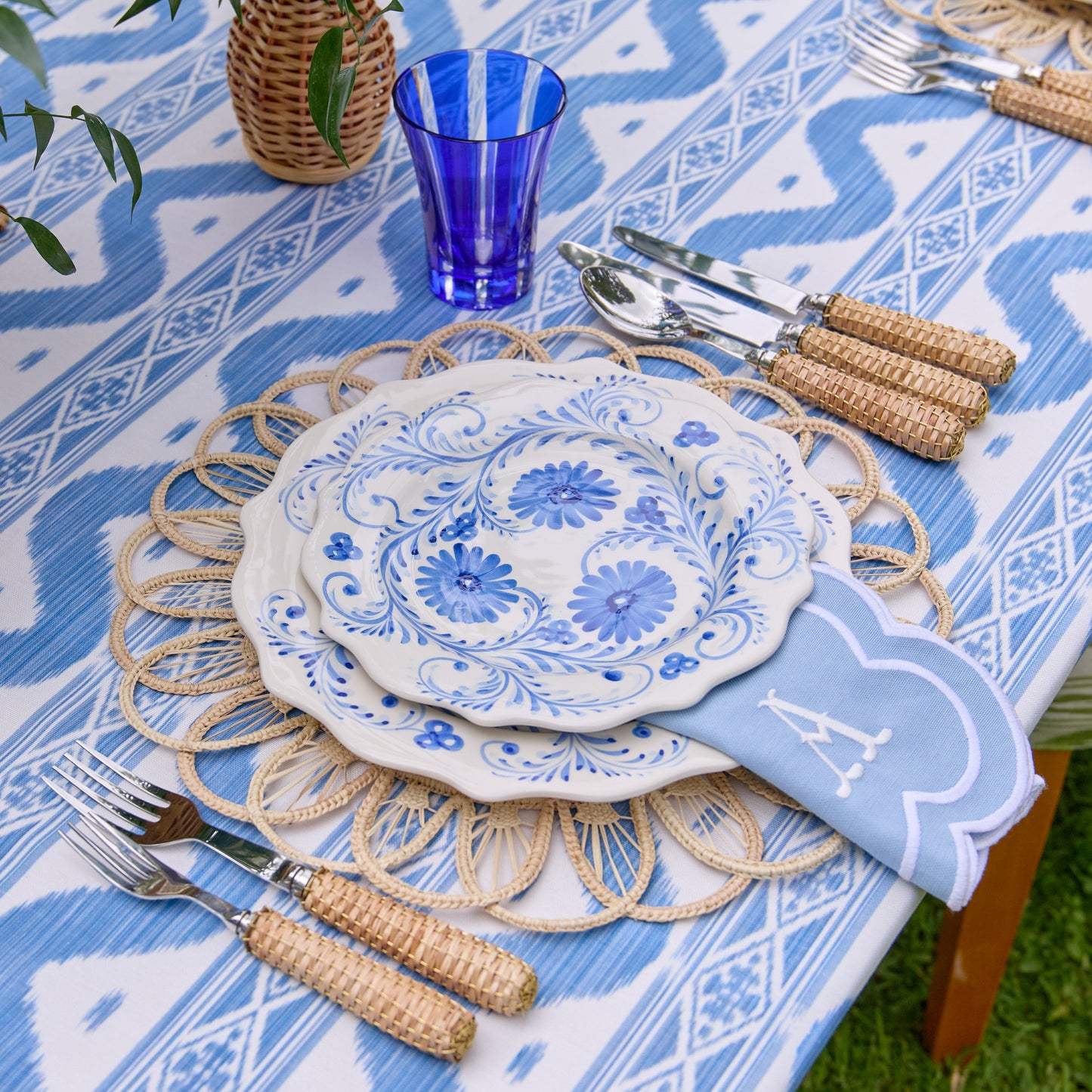 Blue Serena Appliqué Napkins (Set of 4)