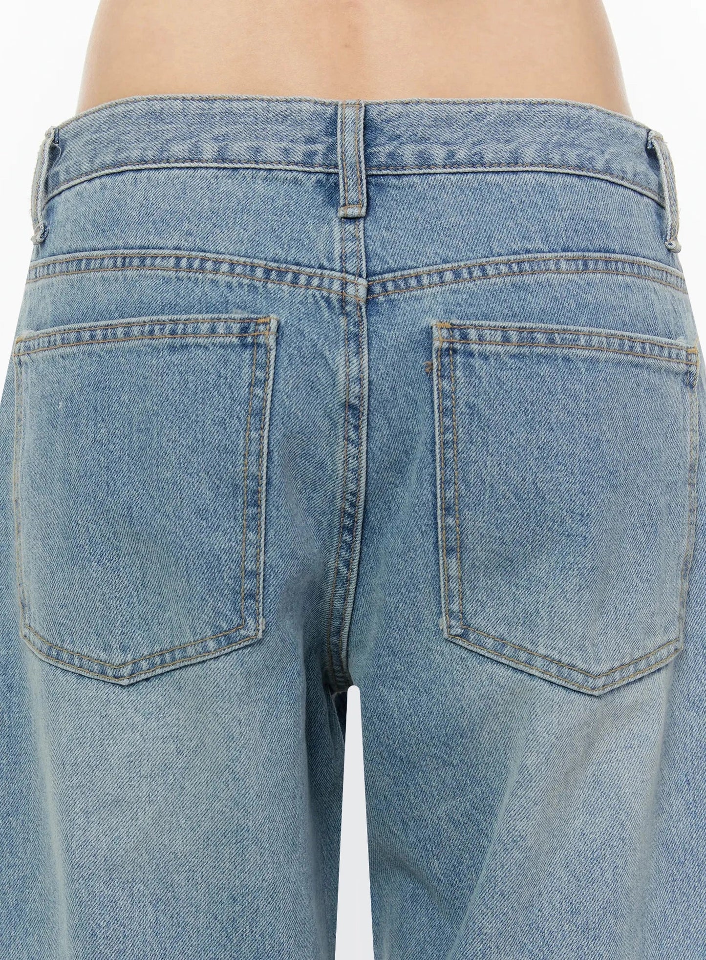 Adeya Cuffed Straight Jeans IU524