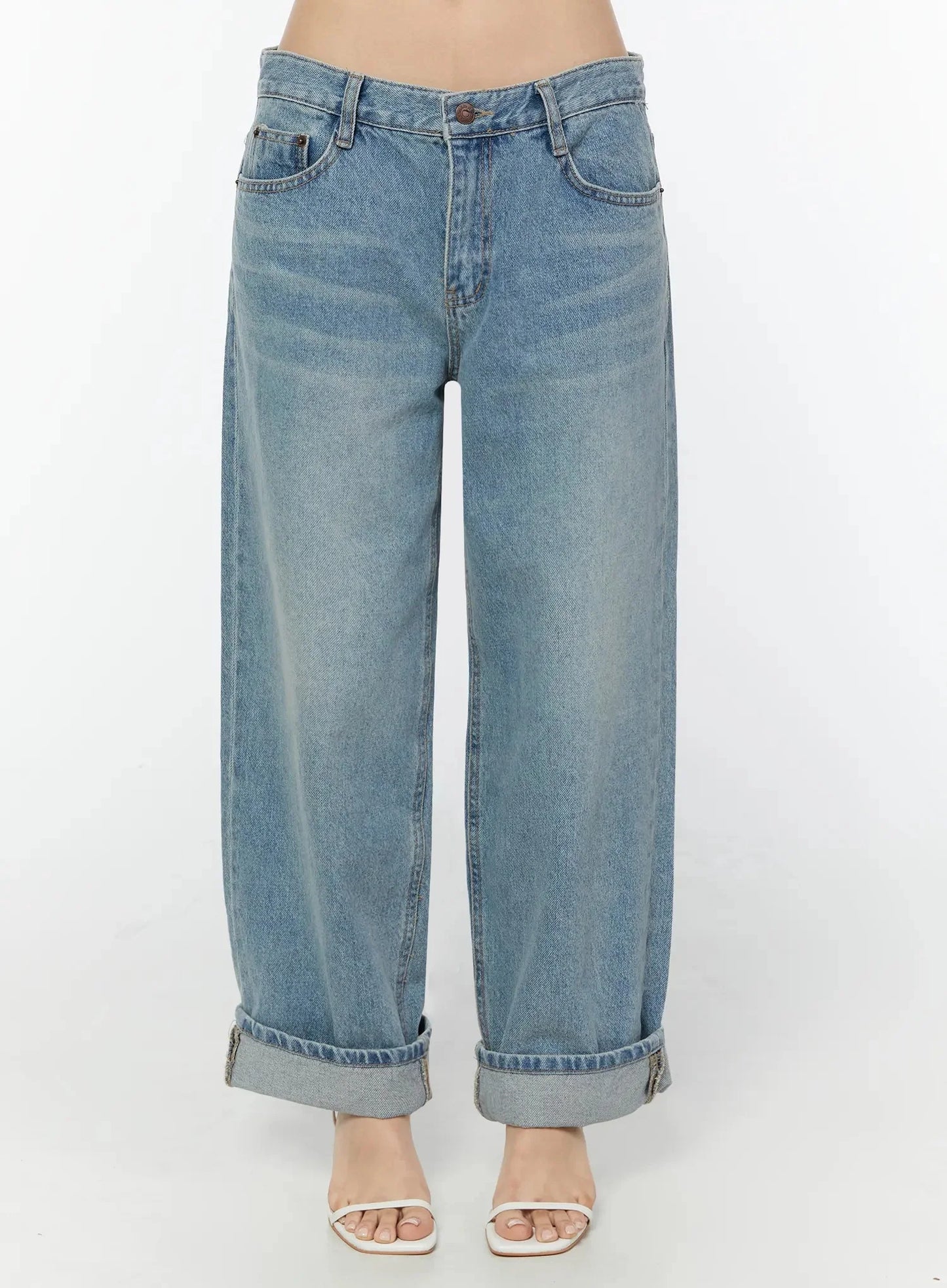 Adeya Cuffed Straight Jeans IU524