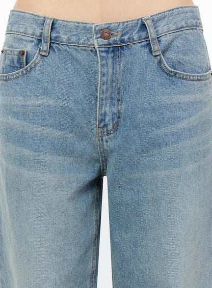 Adeya Cuffed Straight Jeans IU524