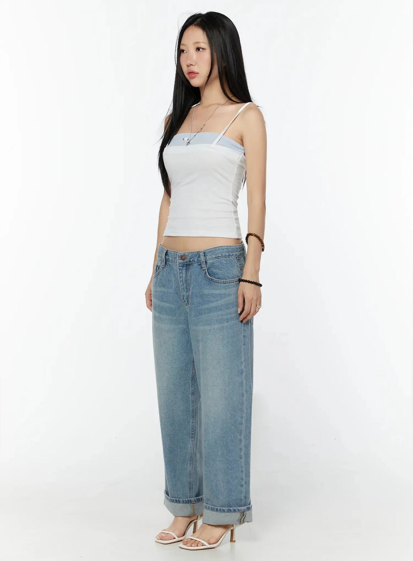 Adeya Cuffed Straight Jeans IU524