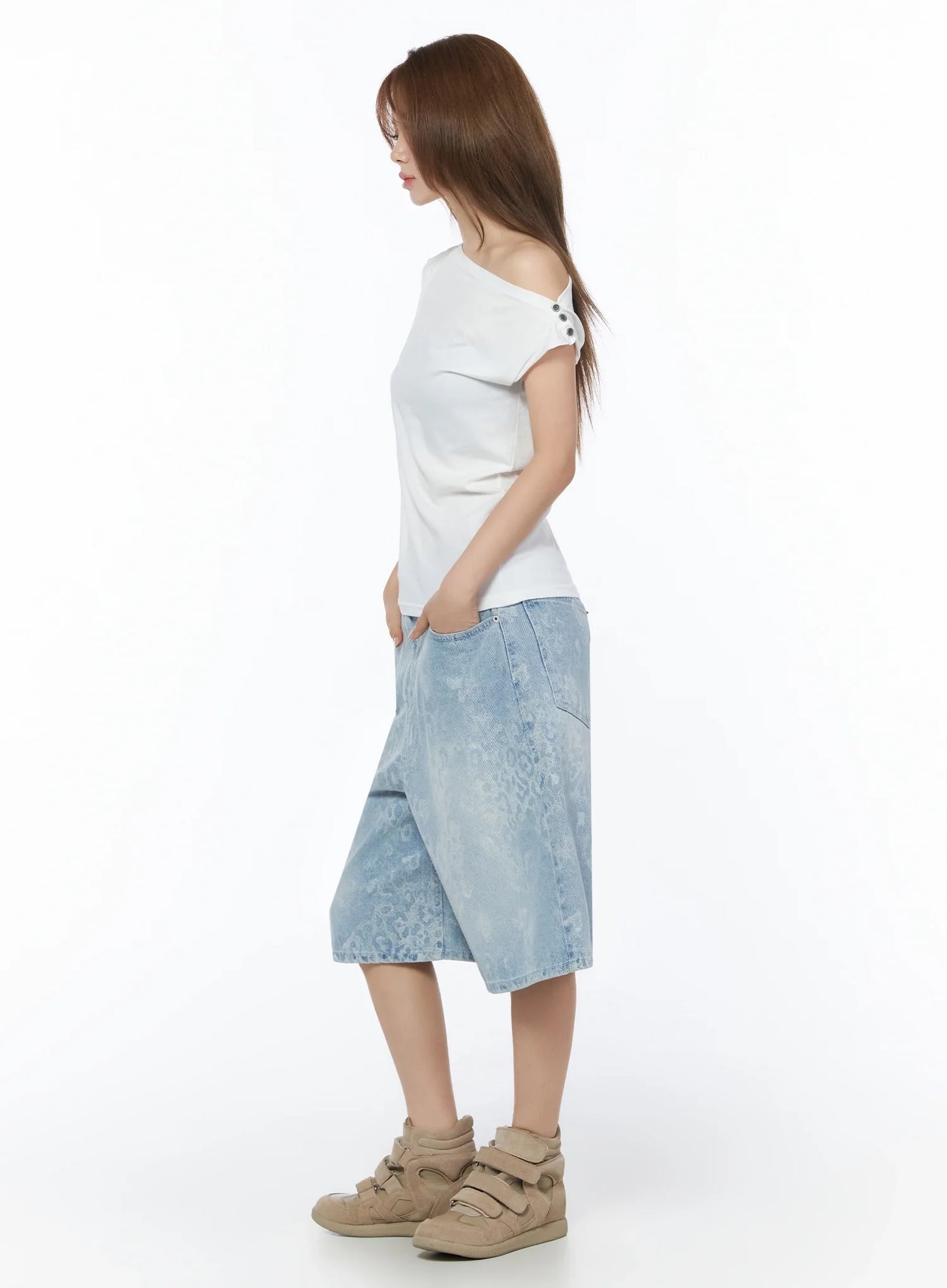 Asymmetric One-Shoulder Top IU525