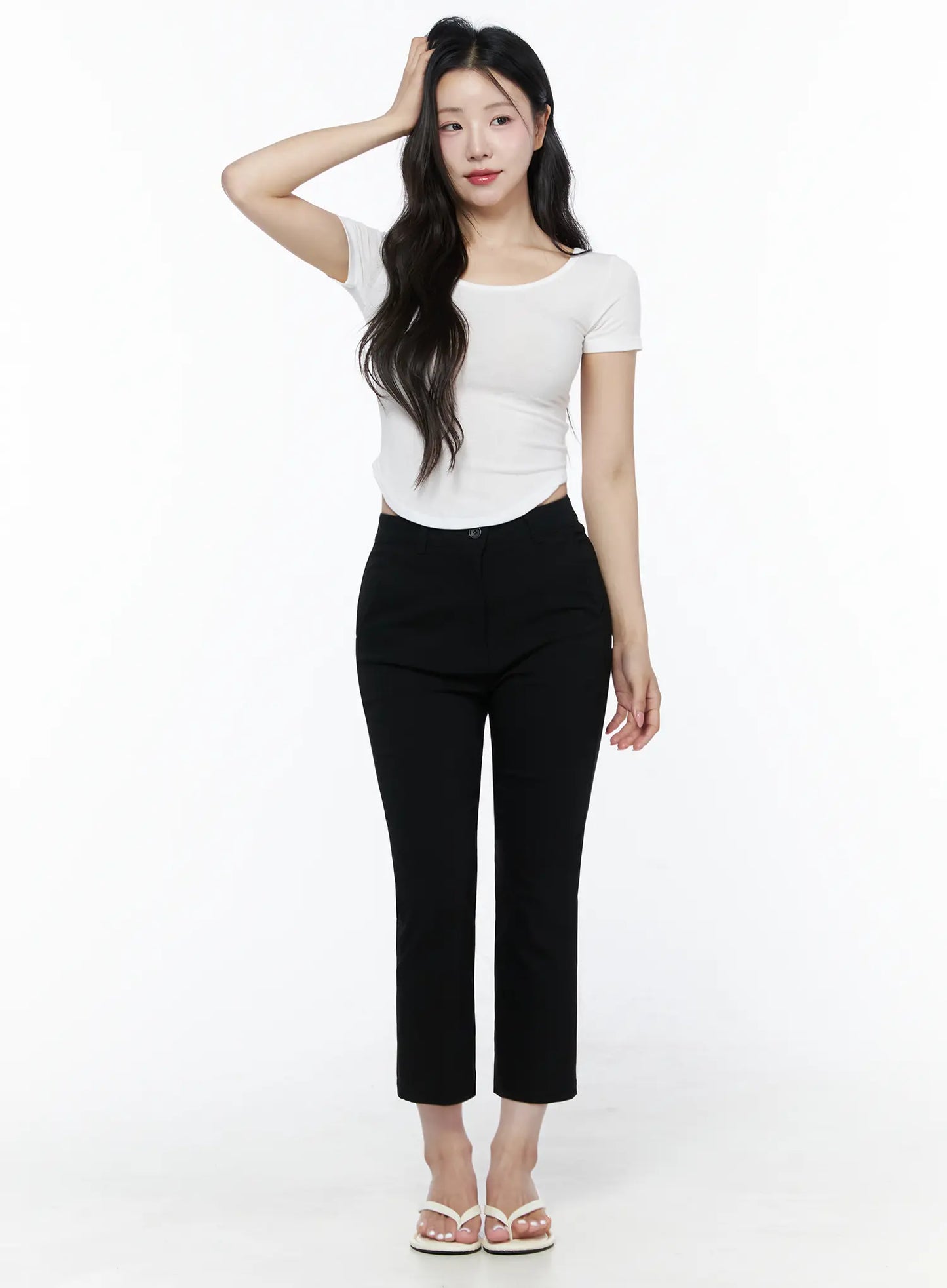 Basic U-Neck Tee IU525
