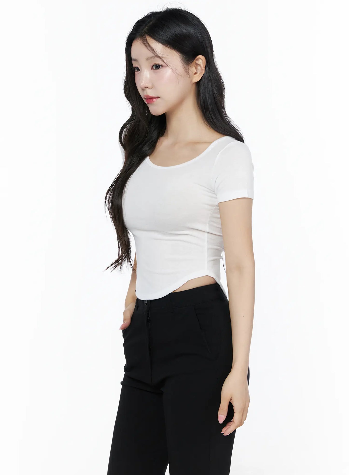Basic U-Neck Tee IU525