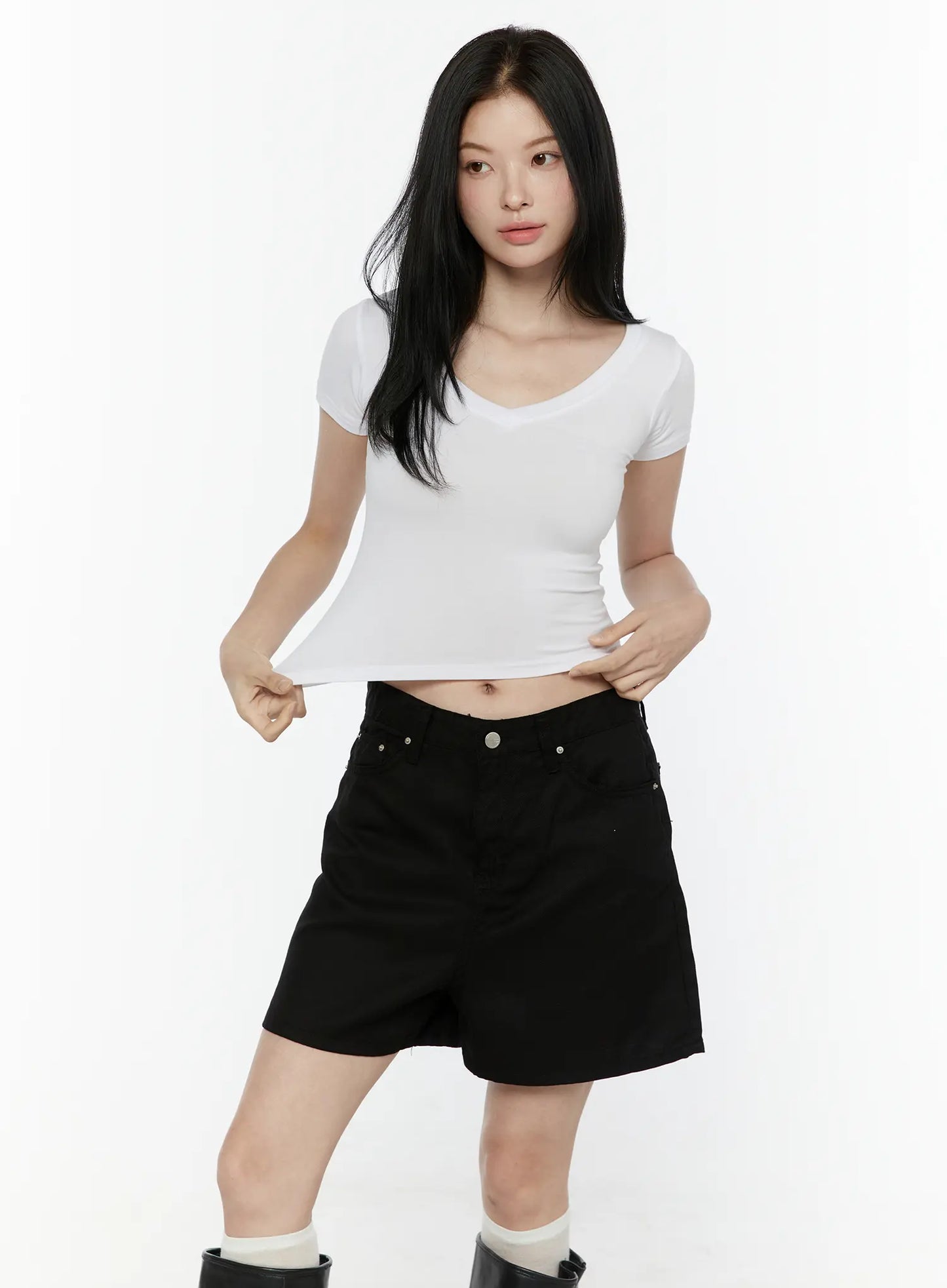 Basic V-Neck Crop Top IL506