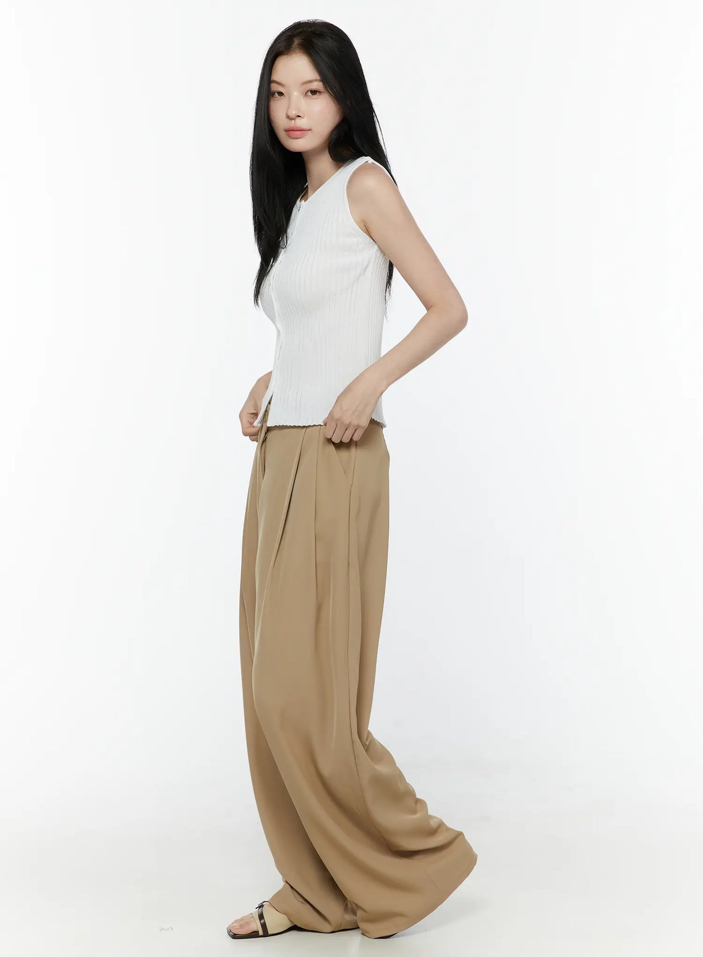 Button-Up Tank Top IL506