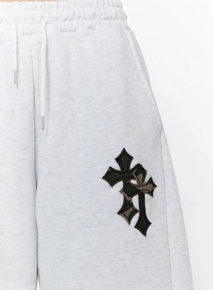 Camo Cross Patch Bermuda Shorts IU524