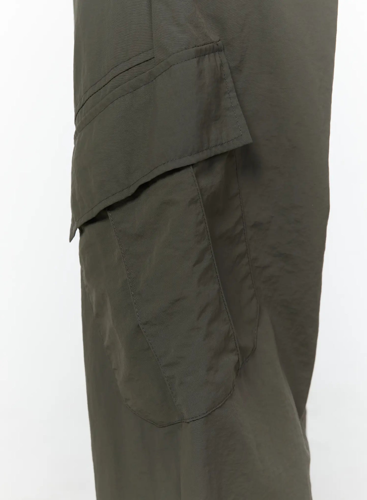 Cargo Wide Parachute Pants CU526