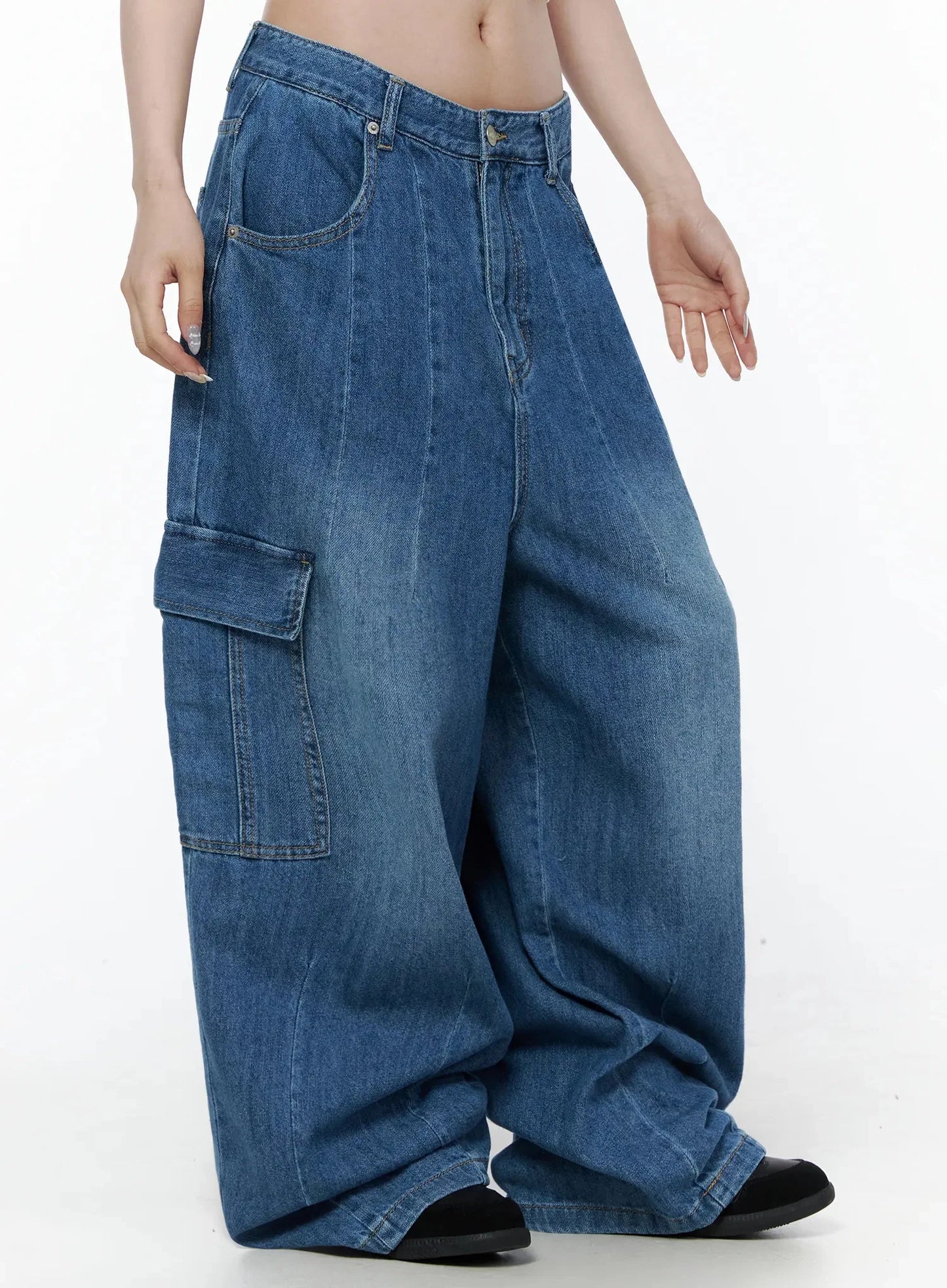 Carla Wide Cargo Jeans IL506