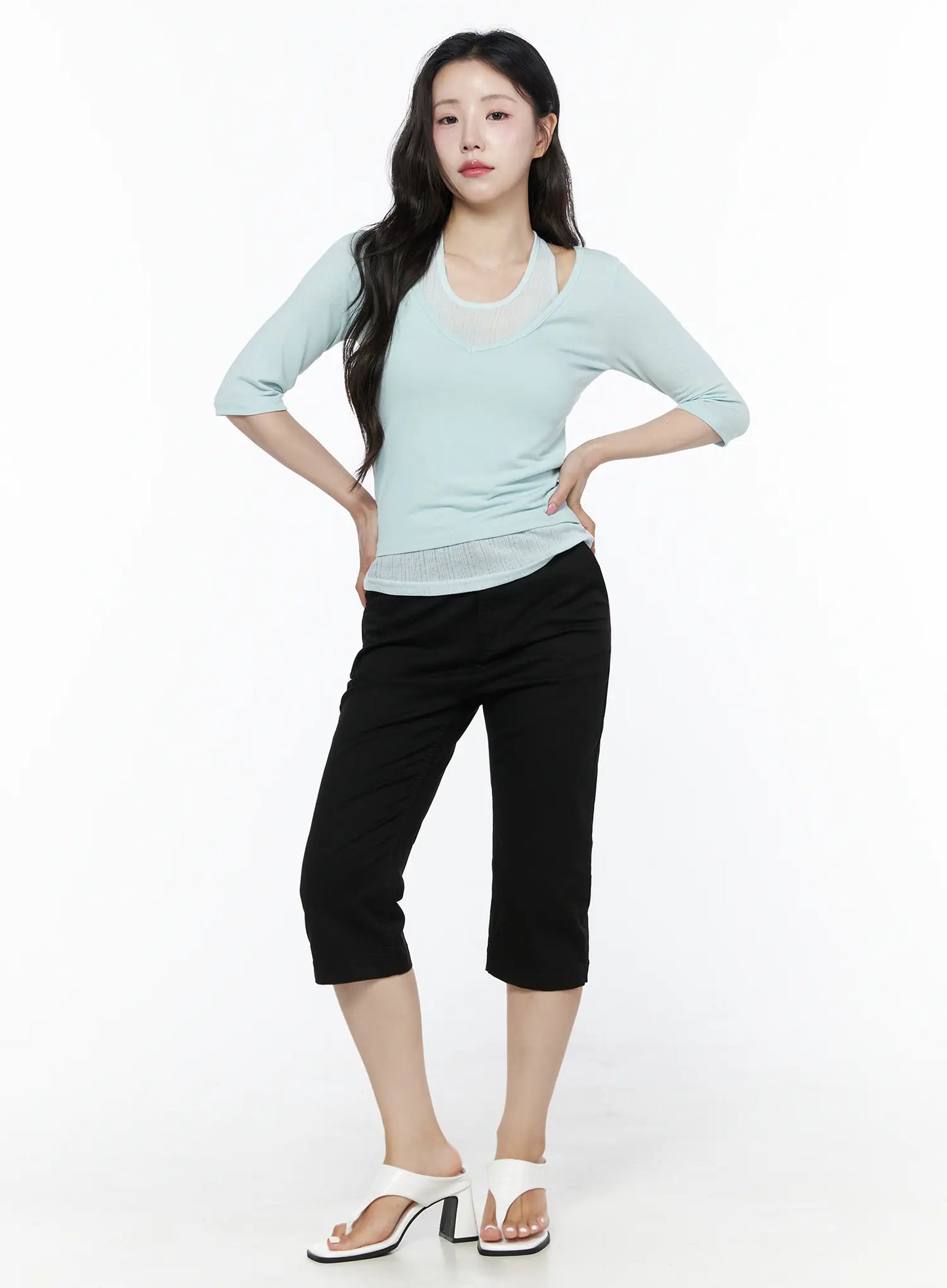 Casual Slim-Fit Capri Pants IU525