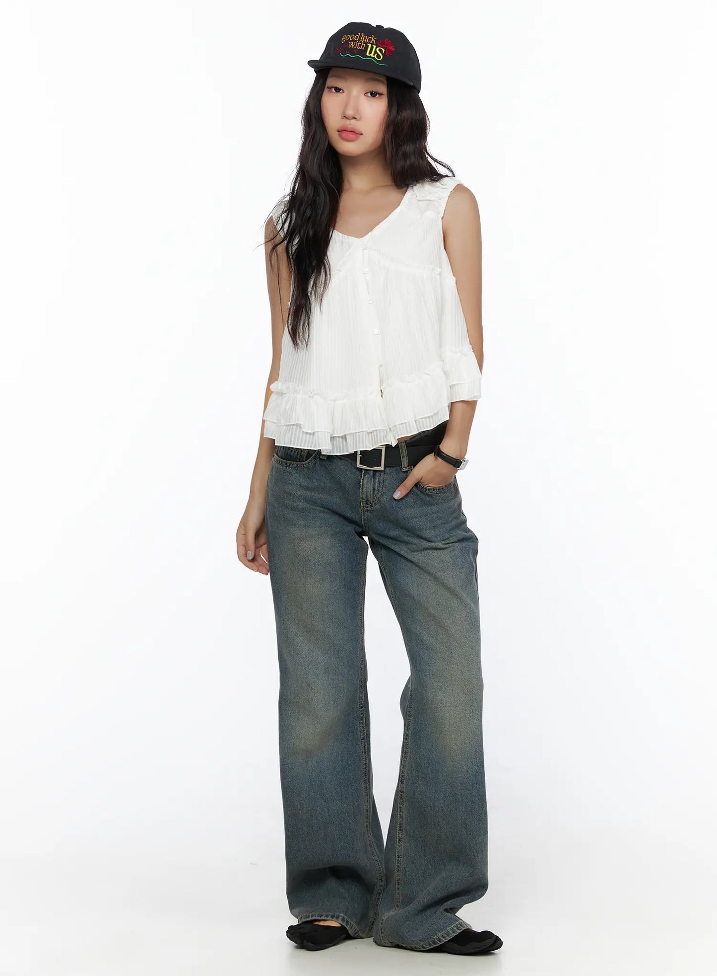 Cedar Vintage Wash Low-Rise Straight Jeans CL510