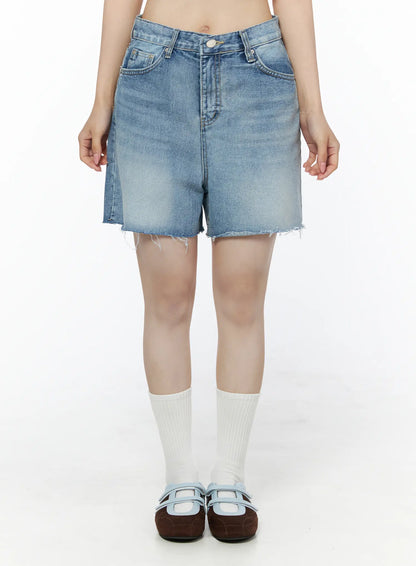 Classic Washed Jorts IU525