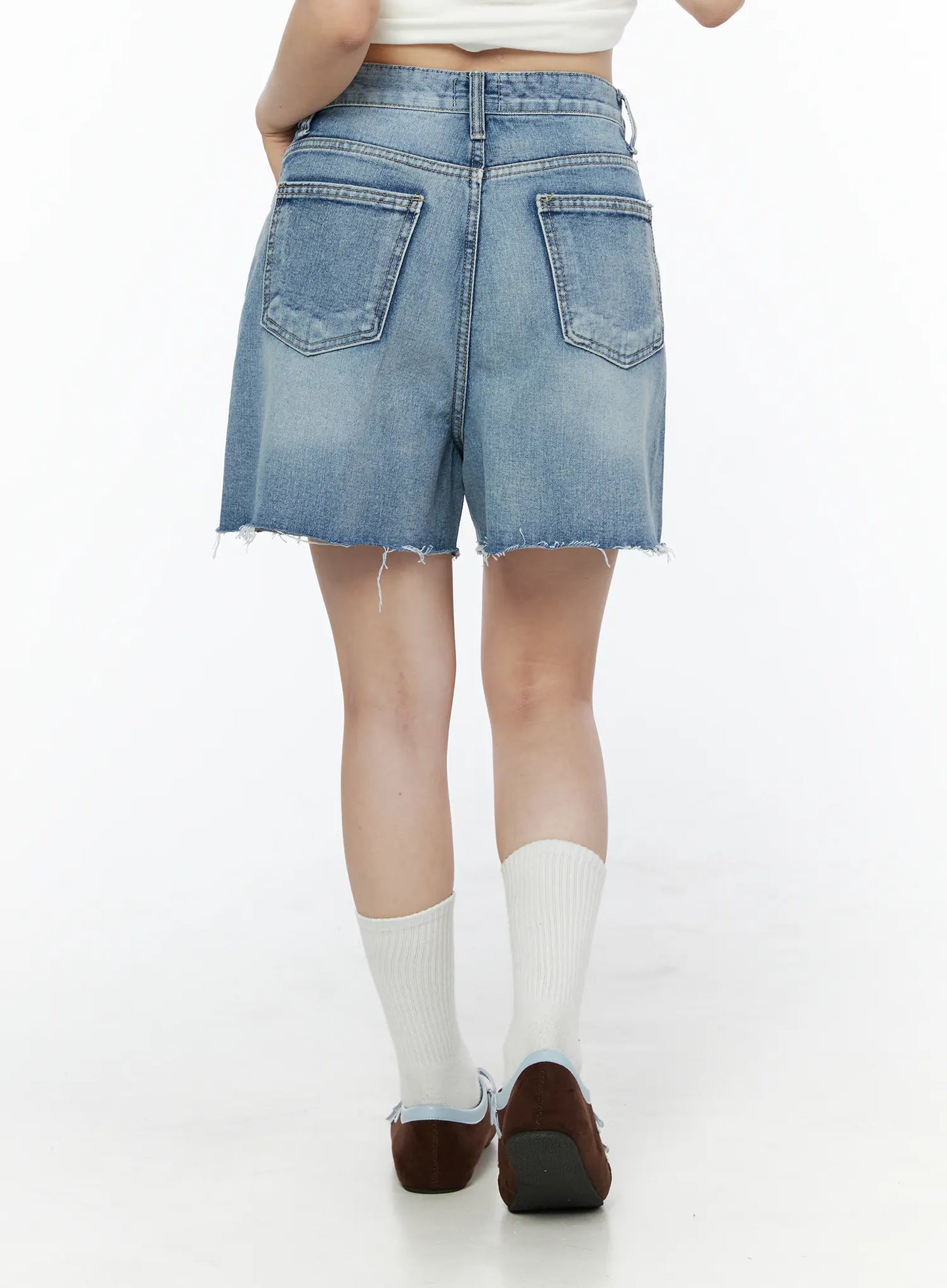Classic Washed Jorts IU525